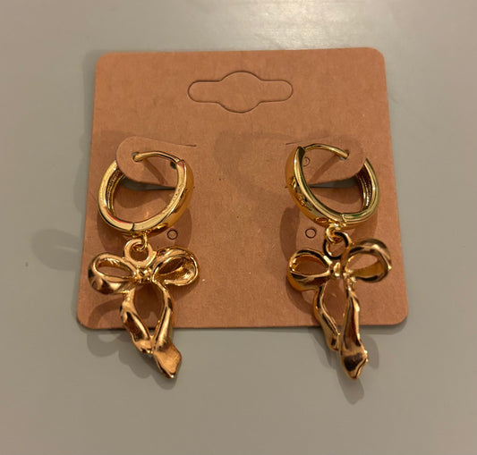 Gold bow earrings